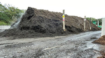 What is the difference between Peat Compost and Green Waste Compost?